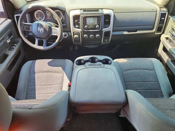 2019 RAM 1500 CLASSIC SLT