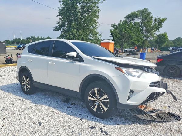 2018 TOYOTA RAV4 Adventure/XLE