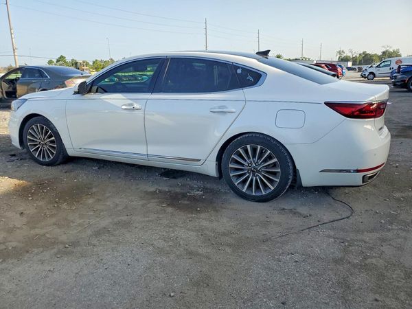 2017 KIA CADENZA