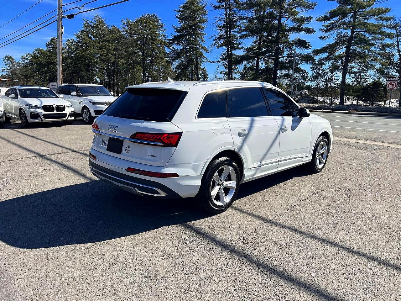 2023 AUDI Q7 quattro Premium