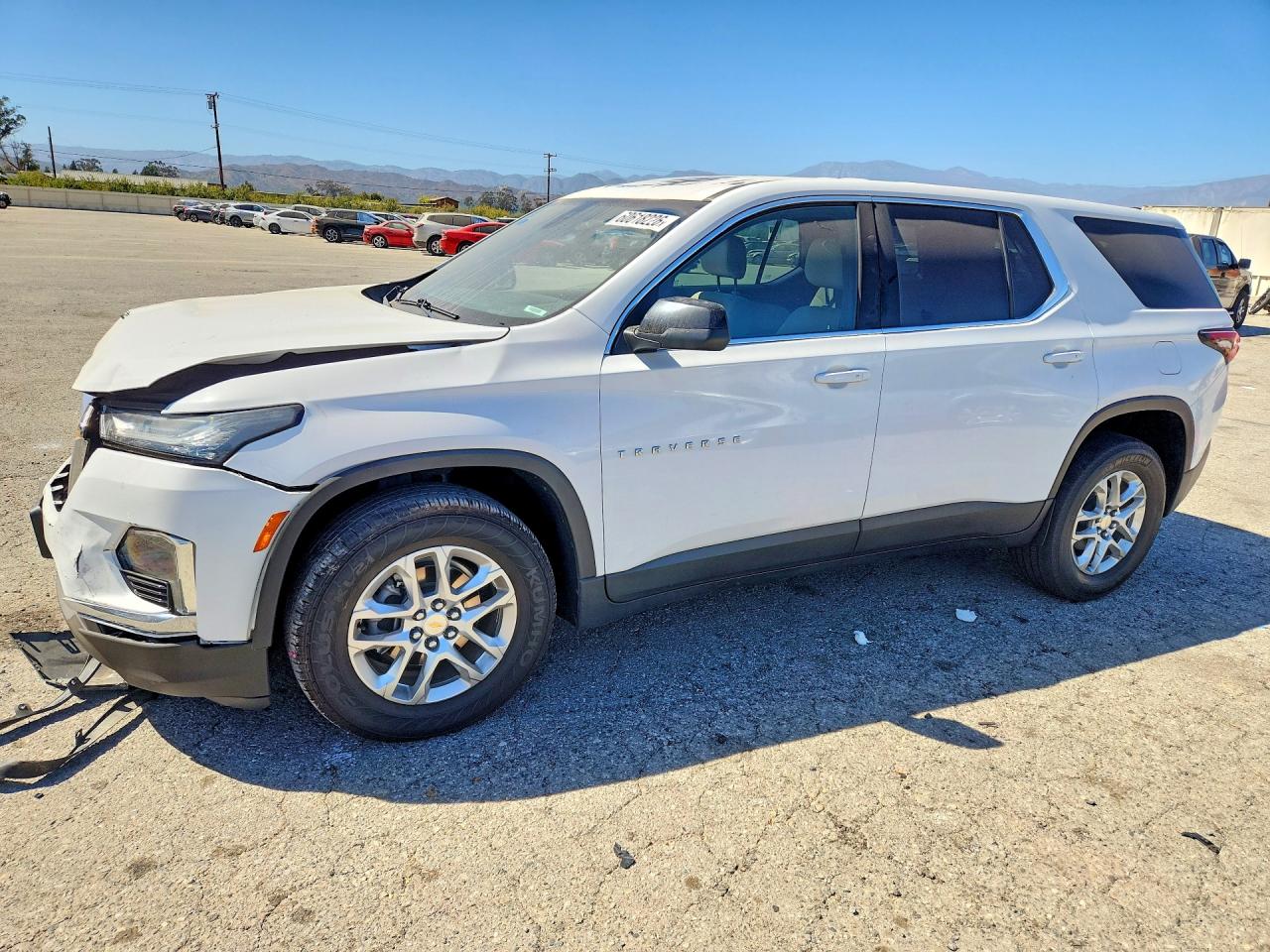 2022 CHEVROLET TRAVERSE LS — Front 3/4