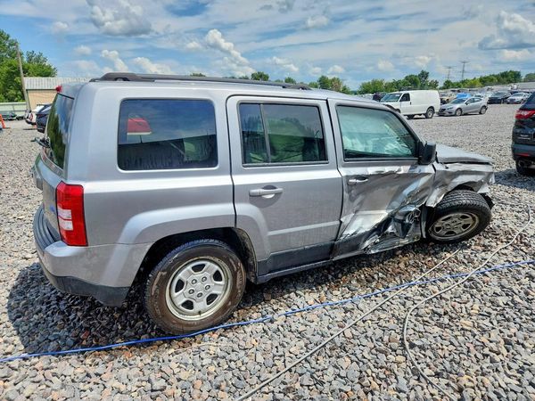 2016 JEEP PATRIOT SPORT FWD