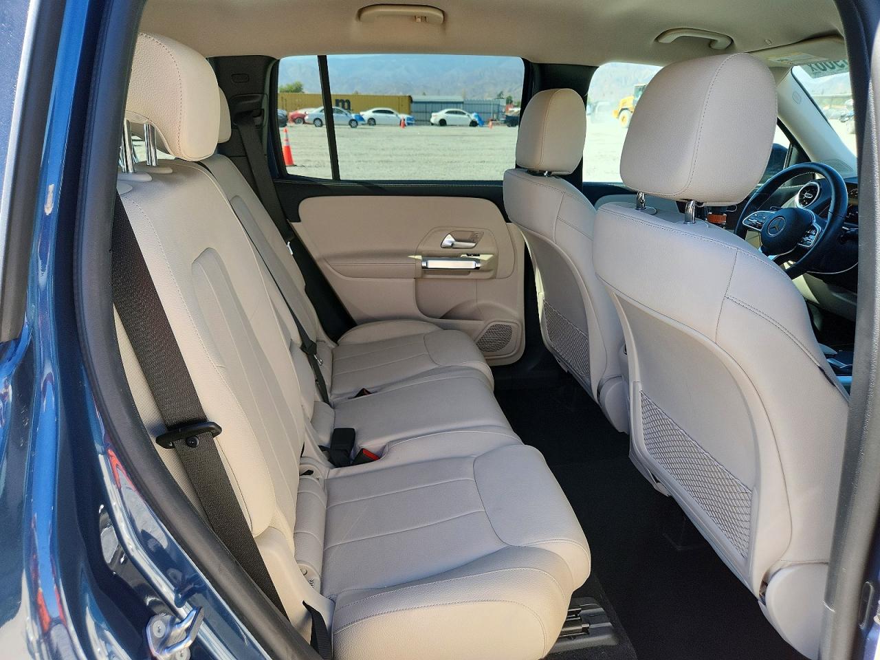 2022 MERCEDES-BENZ GLB GLB250