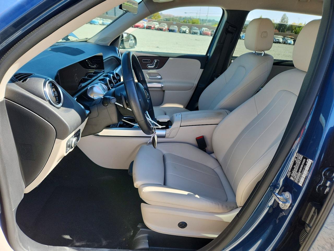 2022 MERCEDES-BENZ GLB GLB250