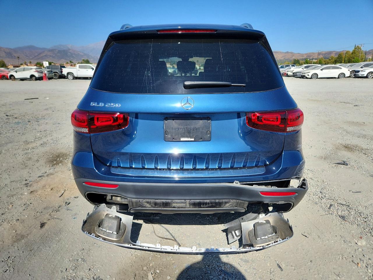 2022 MERCEDES-BENZ GLB GLB250