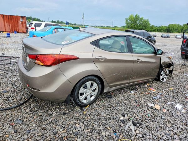 2016 HYUNDAI ELANTRA