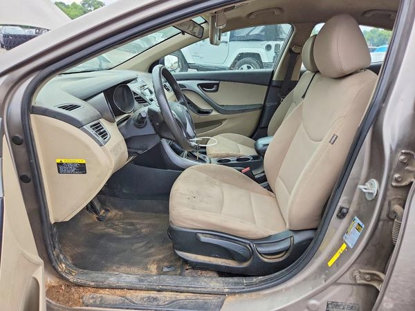 2016 HYUNDAI ELANTRA