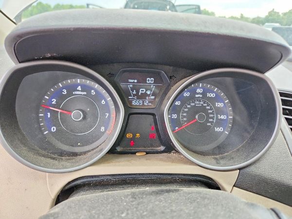 2016 HYUNDAI ELANTRA