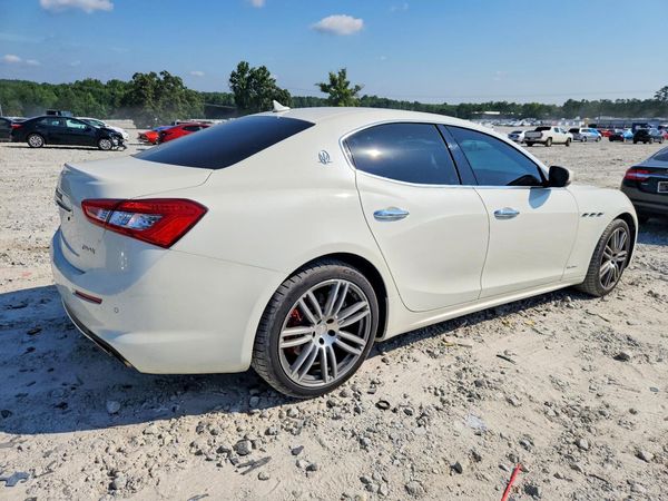 2019 MASERATI GHIBLI Luxury