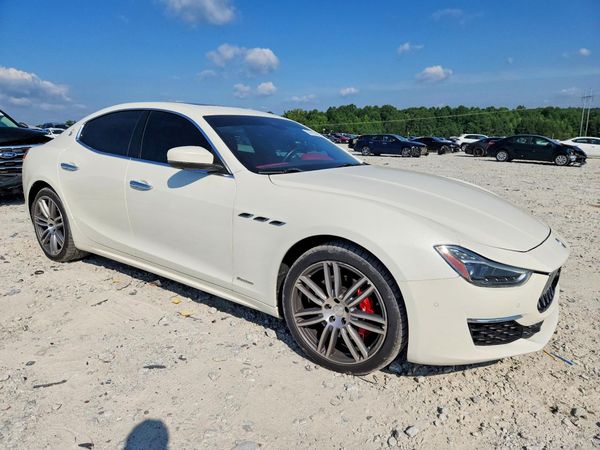 2019 MASERATI GHIBLI Luxury