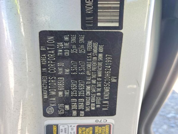 2017 KIA SEDONA LX
