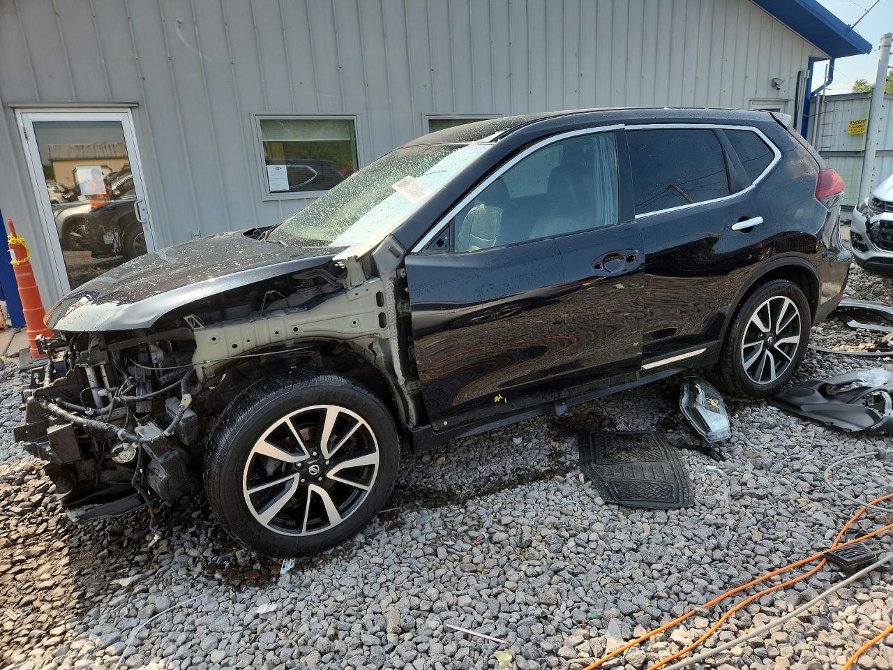 2019 NISSAN ROGUE