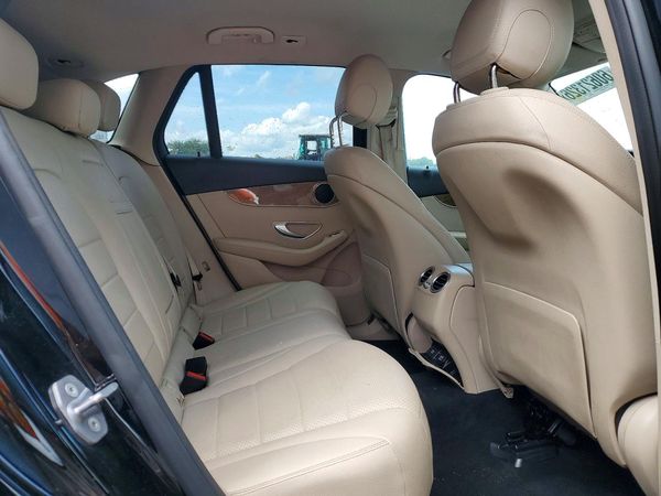 2018 MERCEDES-BENZ GLC