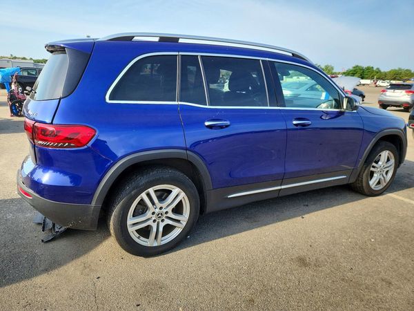 2021 MERCEDES-BENZ GLB GLB250-4M