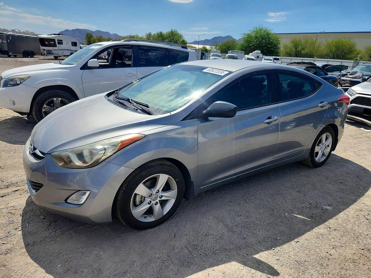 2013 HYUNDAI ELANTRA
