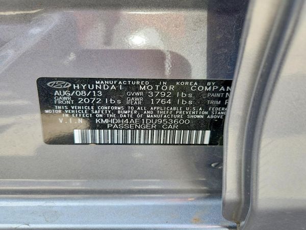 2013 HYUNDAI ELANTRA