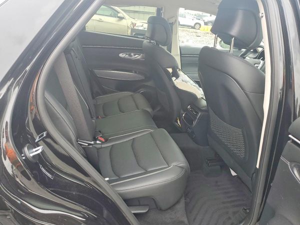 2024 GENESIS GV70