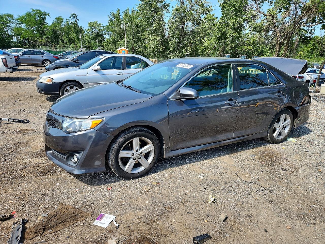2012 TOYOTA CAMRY