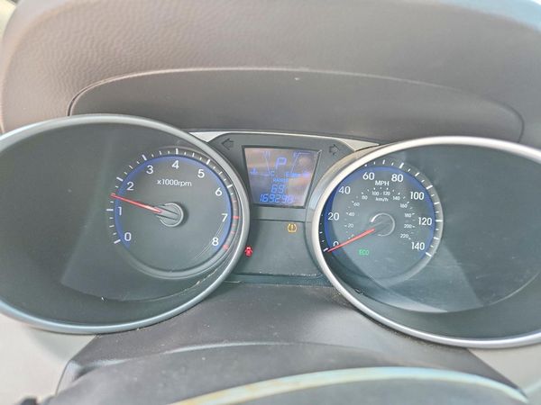 2014 HYUNDAI TUCSON GLS (Middle Level) — ODOM