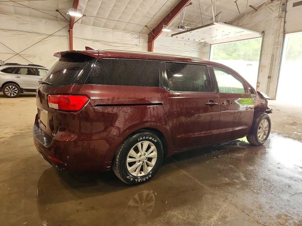 2016 KIA SEDONA