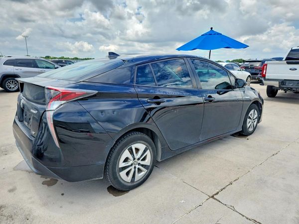 2017 TOYOTA PRIUS