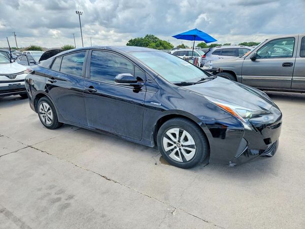 2017 TOYOTA PRIUS