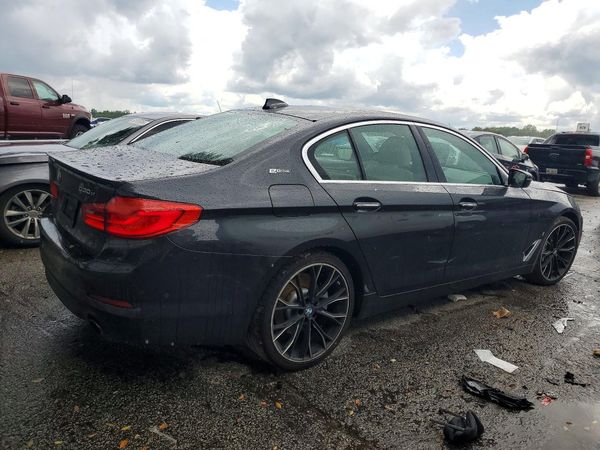 2018 BMW 530E