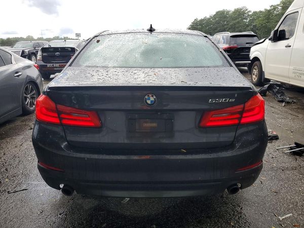 2018 BMW 530E