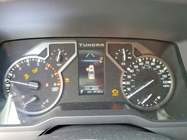 2022 TOYOTA TUNDRA SR5