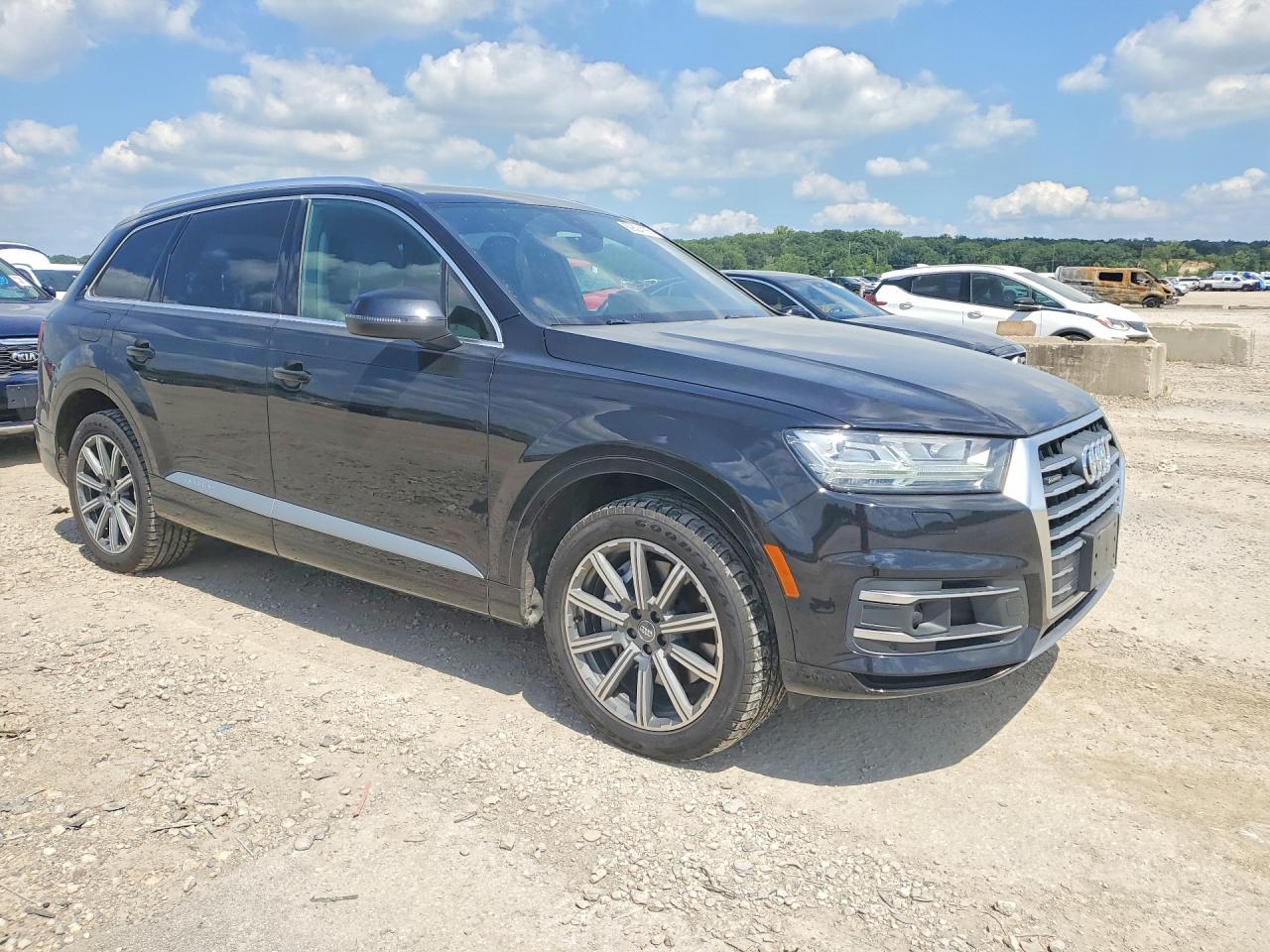 2018 AUDI Q7 quattro Prestige