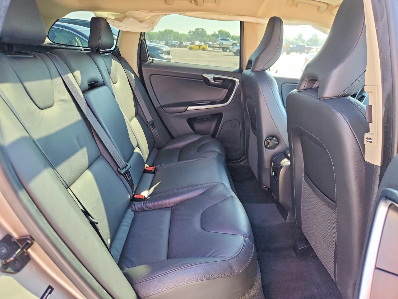 2013 VOLVO XC60
