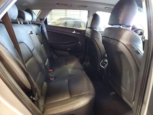 2020 HYUNDAI TUCSON