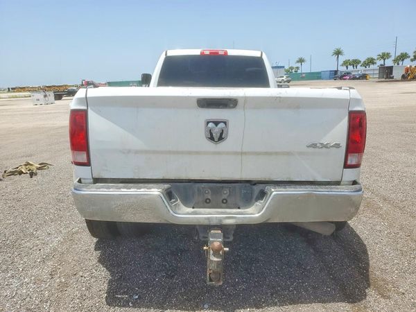 2018 RAM 3500 ST