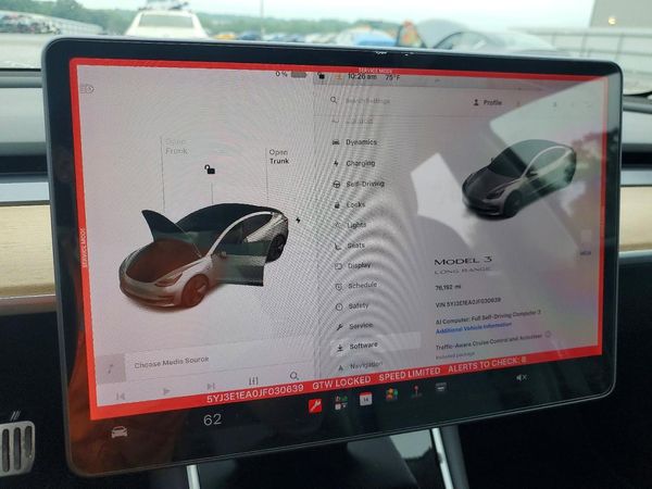 2018 TESLA MODEL 3