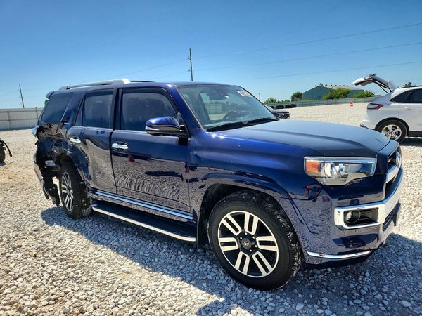 2024 TOYOTA 4RUNNER Limited
