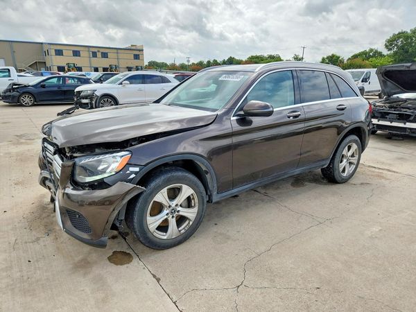 2017 MERCEDES-BENZ GLC