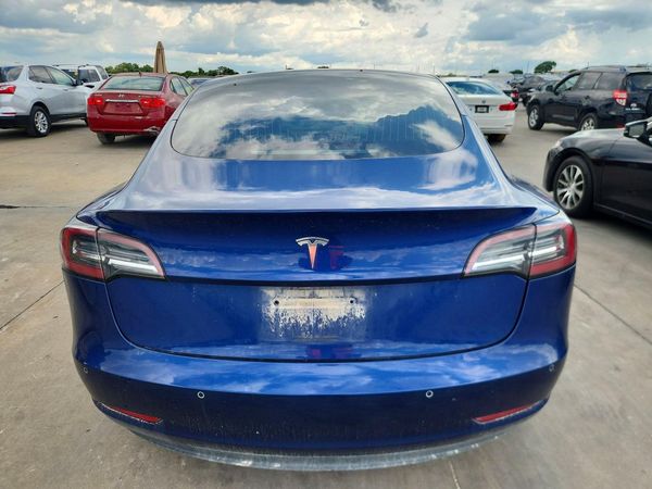 2020 TESLA MODEL 3