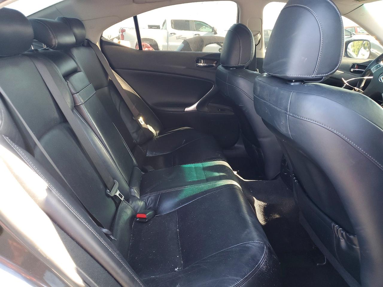 2011 LEXUS IS 250C