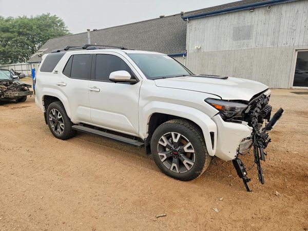 2025 TOYOTA 4RUNNER