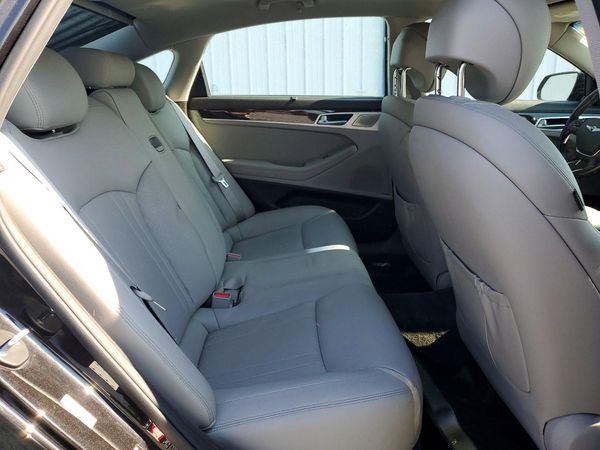 2018 GENESIS G80
