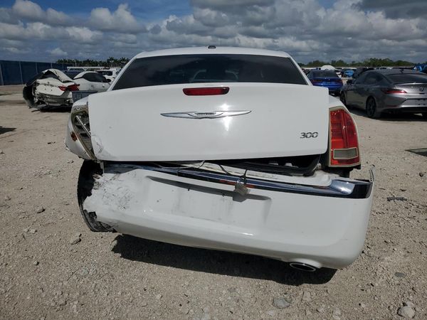 2014 CHRYSLER 300