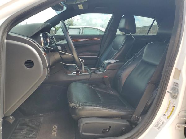 2014 CHRYSLER 300