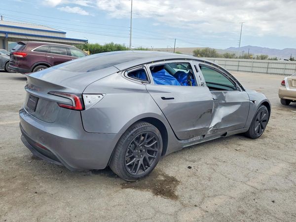2025 TESLA MODEL 3