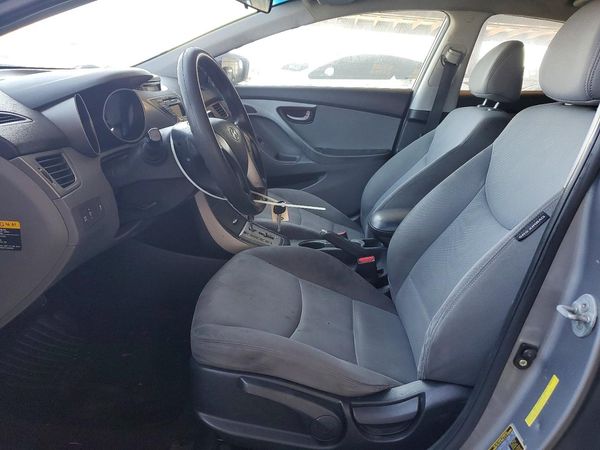2013 HYUNDAI ELANTRA