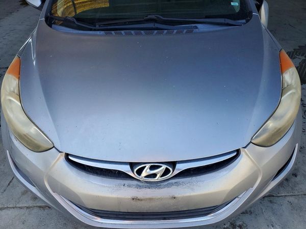 2013 HYUNDAI ELANTRA