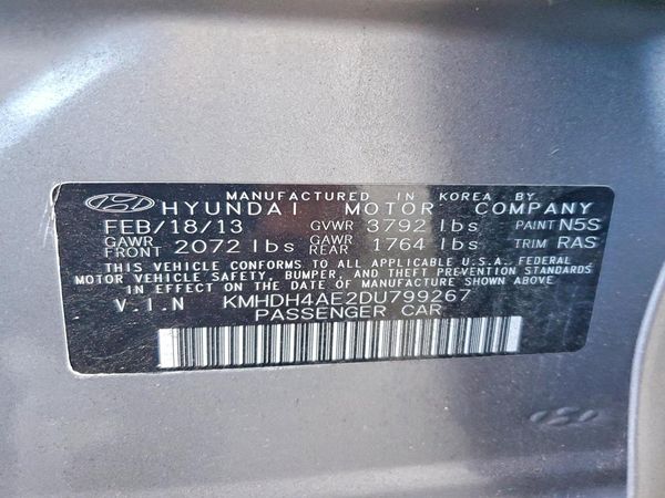 2013 HYUNDAI ELANTRA