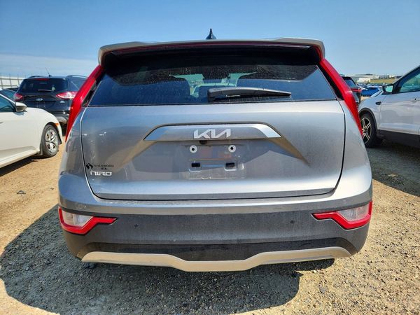 2025 KIA NIRO