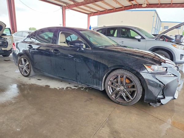 2018 LEXUS IS 300