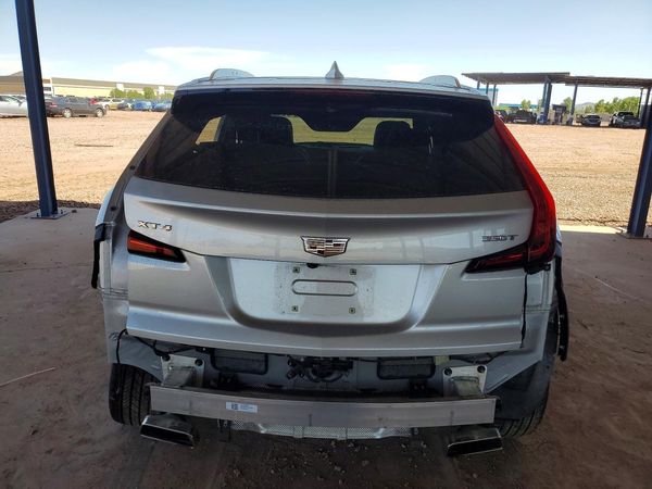 2021 CADILLAC XT4 Premium Luxury