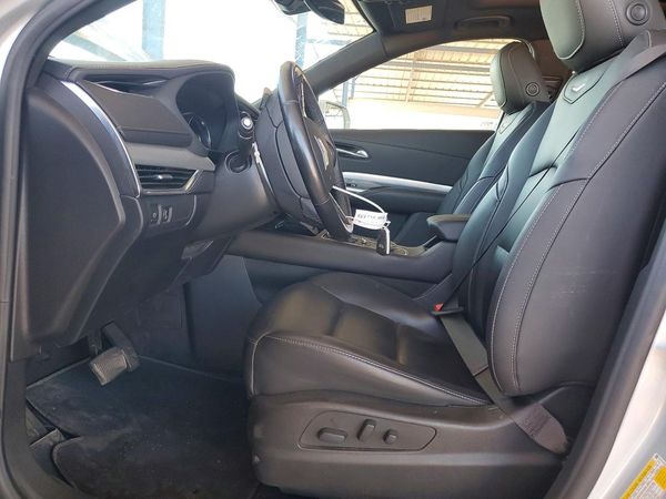 2021 CADILLAC XT4 Premium Luxury